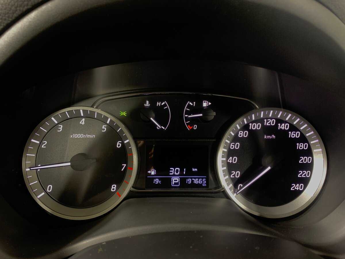 Купить Nissan Tiida, 2015, 197 664 км.. Фото: #14