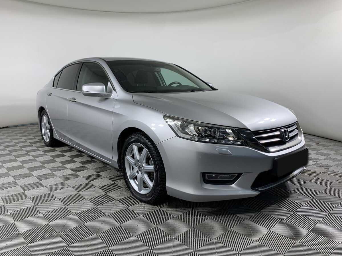 Купить Honda Accord, 2013, 117 473 км.. Фото: #2