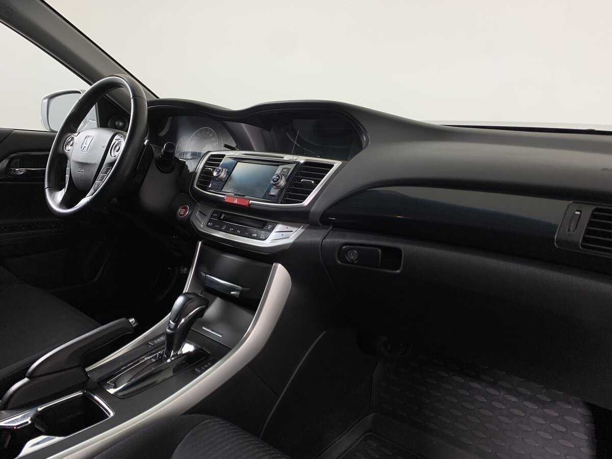 Купить Honda Accord, 2013, 117 473 км.. Фото: #11