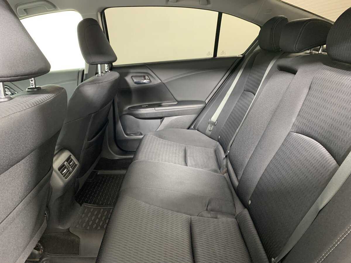 Купить Honda Accord, 2013, 117 473 км.. Фото: #16