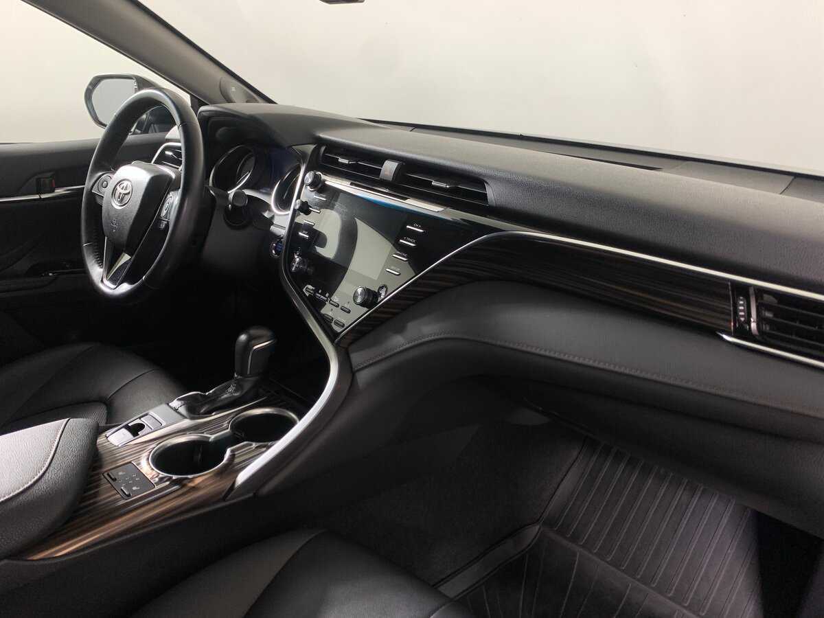 Купить Toyota Camry, 2020, 99 132 км.. Фото: #13