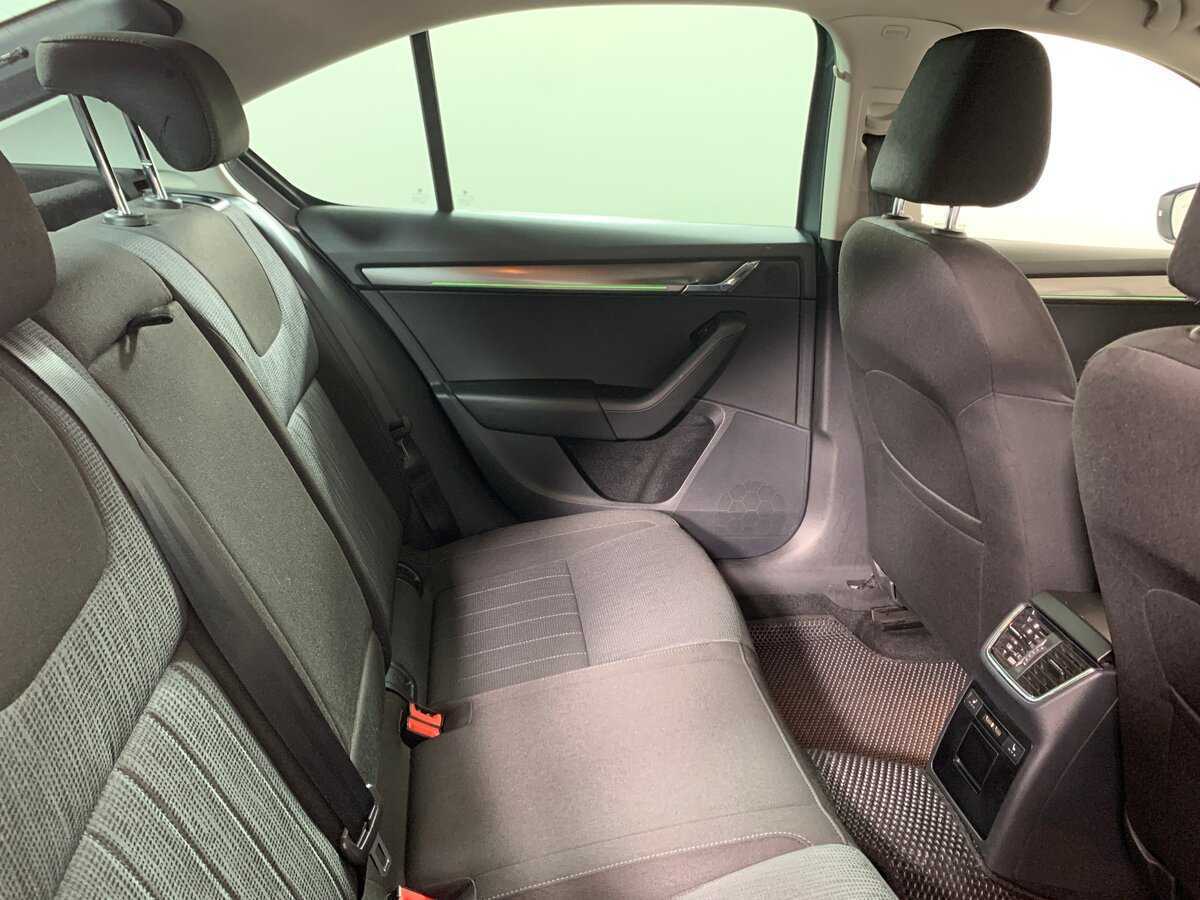 Купить Skoda Octavia, 2018, 336 600 км.. Фото: #17