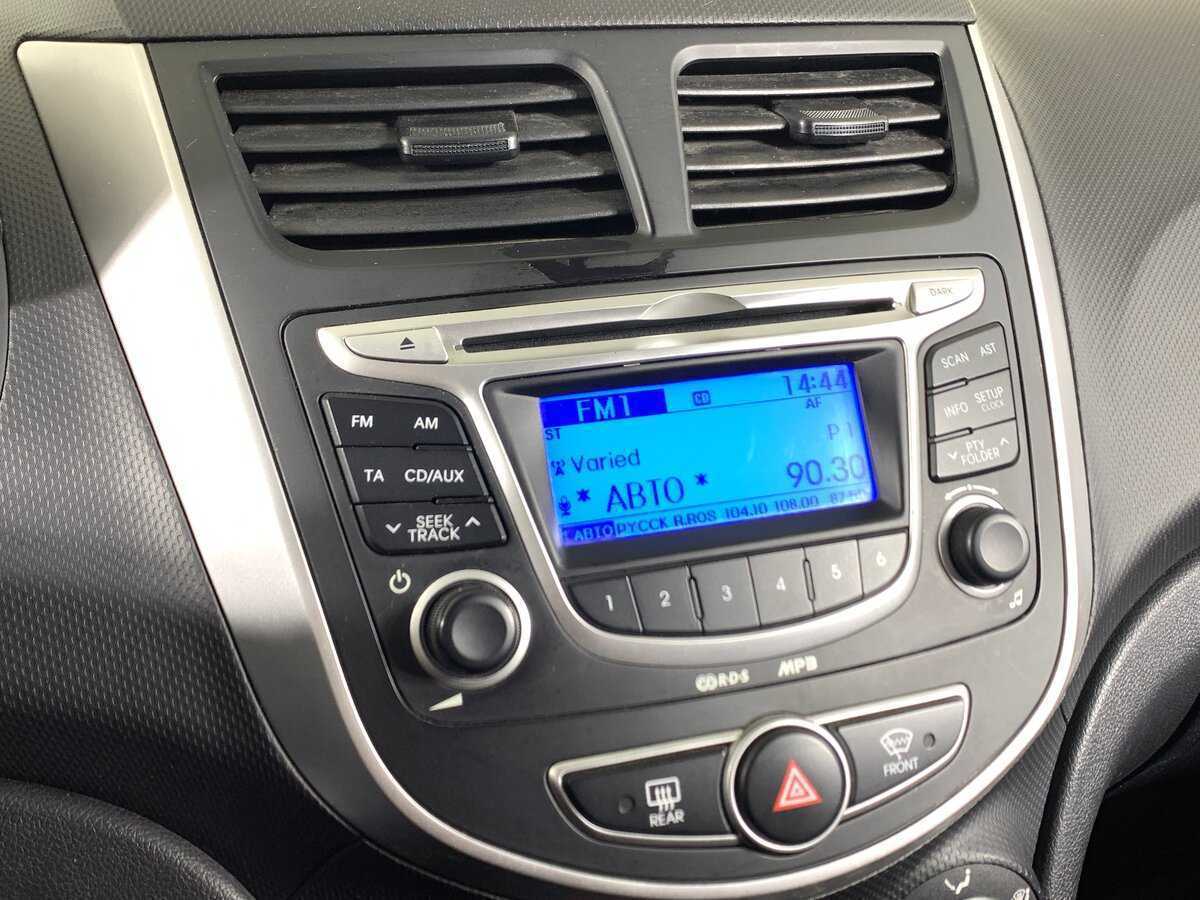 Купить Hyundai Solaris, 2012, 120 016 км.. Фото: #12