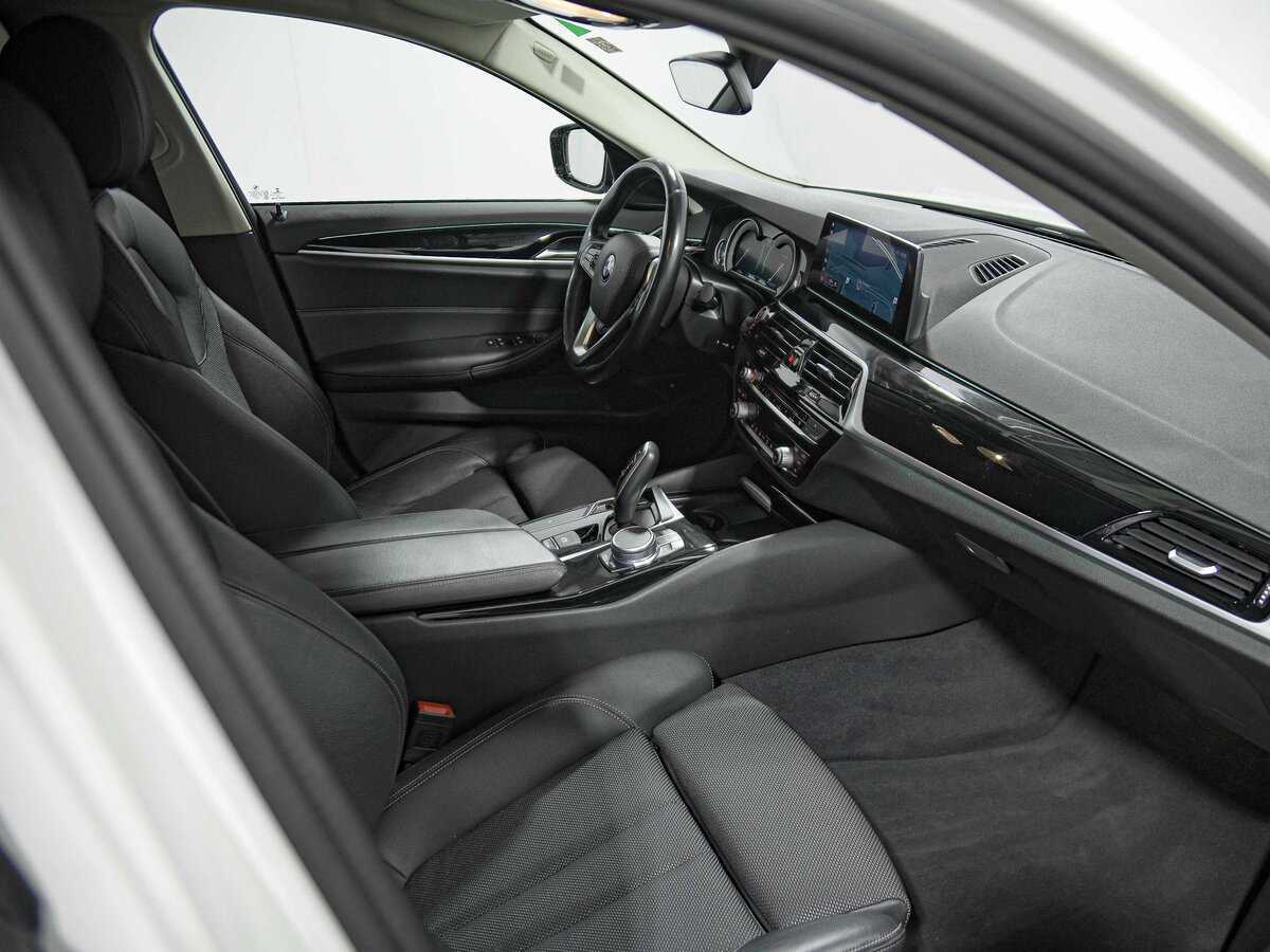 Купить BMW 5 серии, 2018, 139 124 км.. Фото: #18