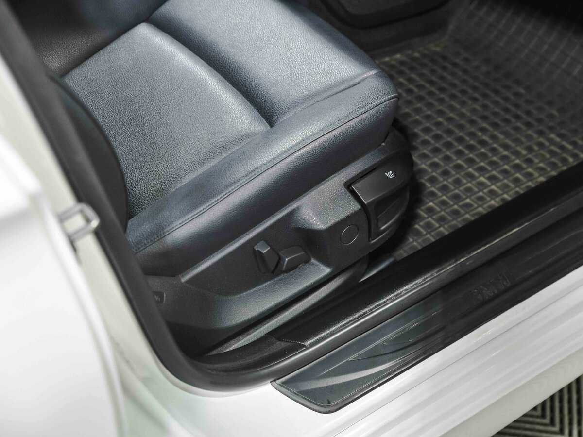 Купить BMW 5 серии, 2013, 213 136 км.. Фото: #16