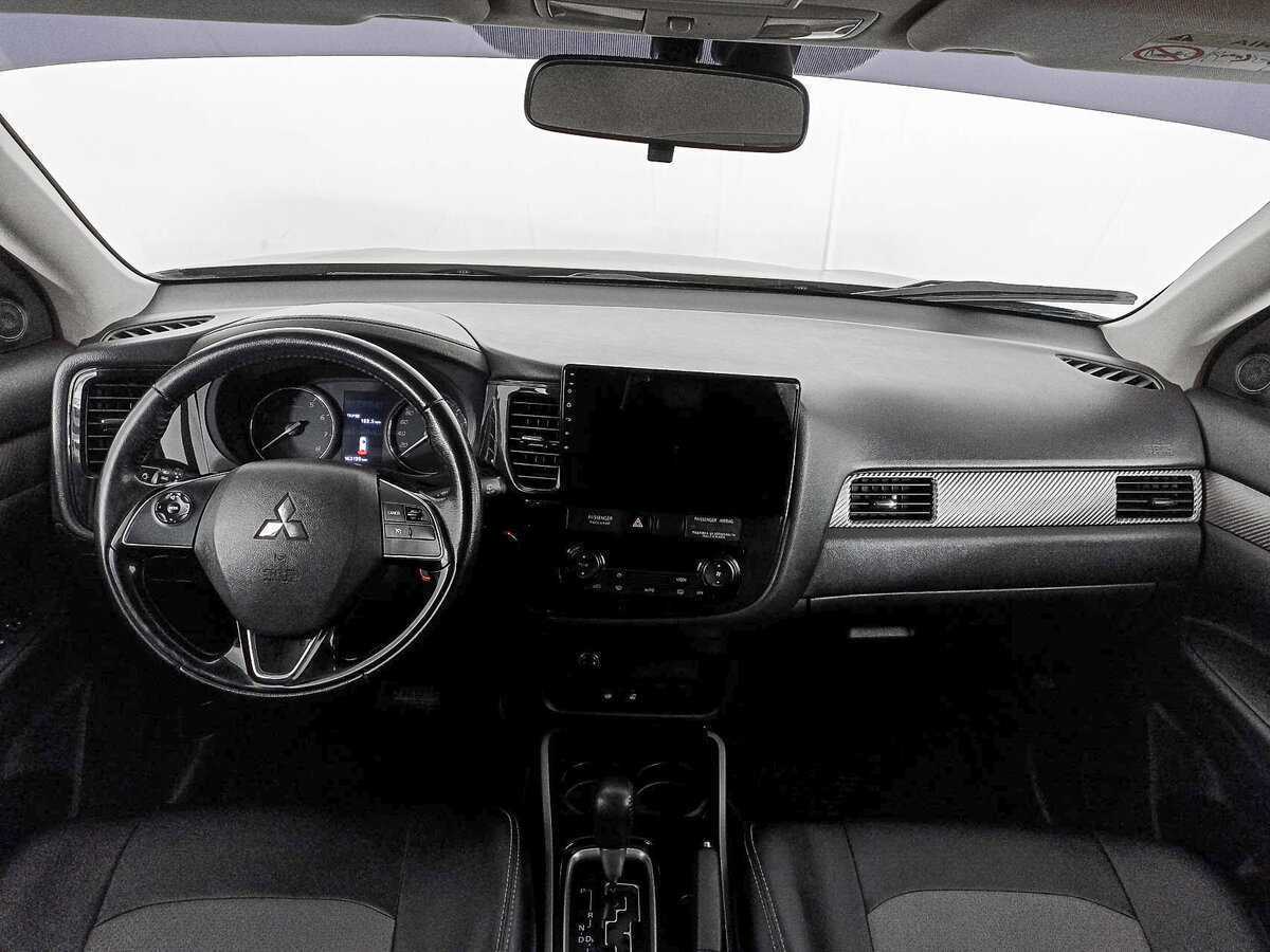 Купить Mitsubishi Outlander, 2018, 163 179 км.. Фото: #12