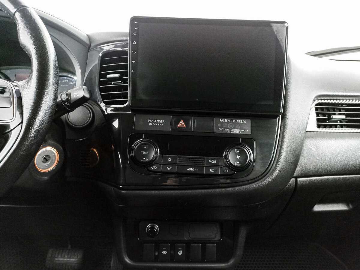 Купить Mitsubishi Outlander, 2018, 163 179 км.. Фото: #13