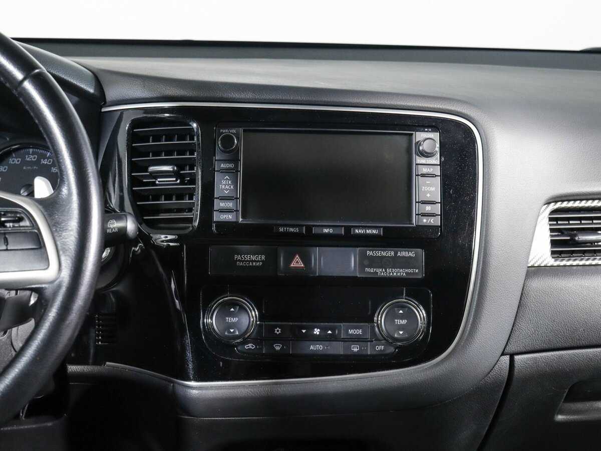 Купить Митсубиши Оутлэндер, 2014, 67 349 км.. Фото: #6