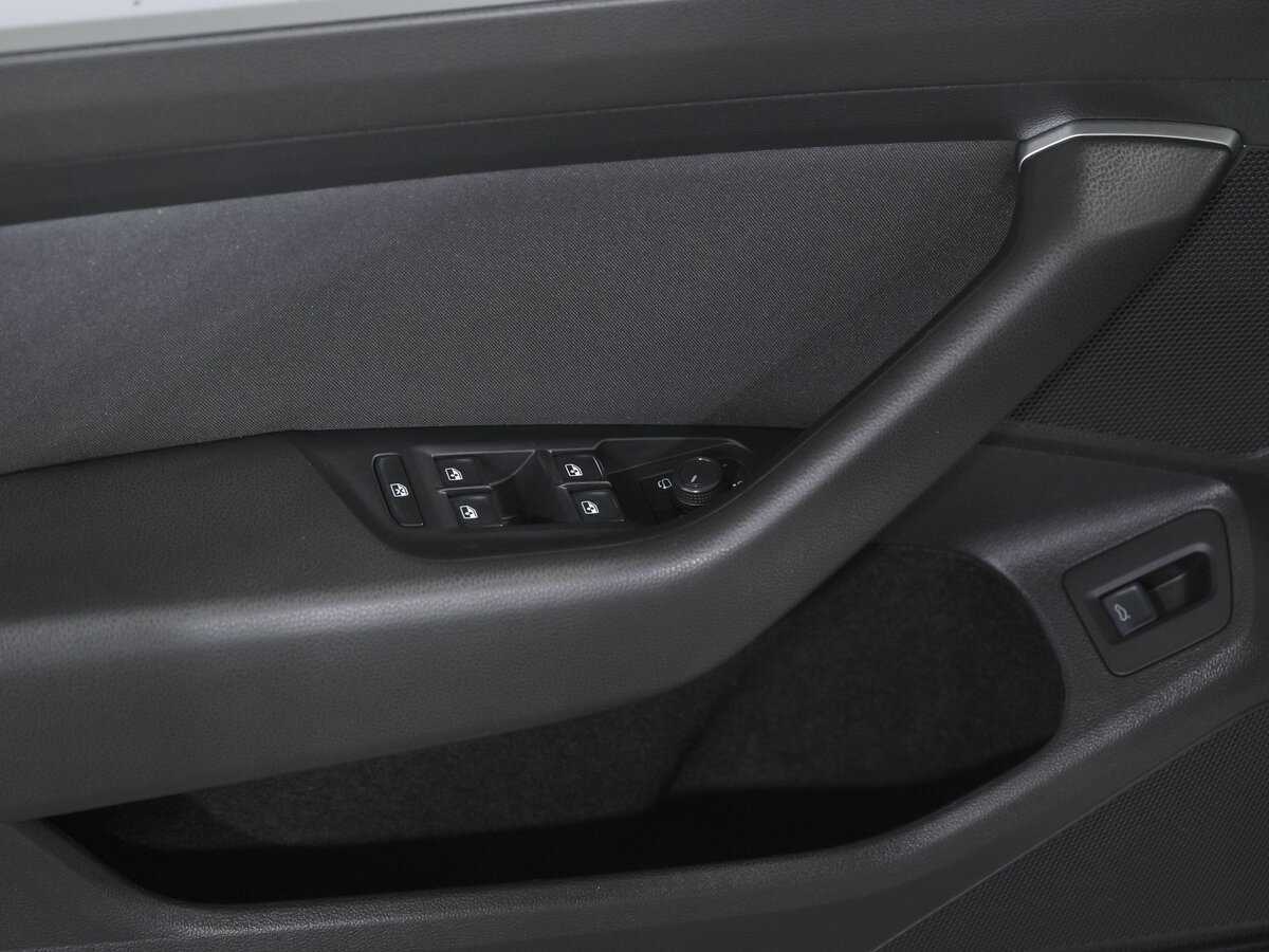 Купить Volkswagen Passat, 2015, 183 172 км.. Фото: #13