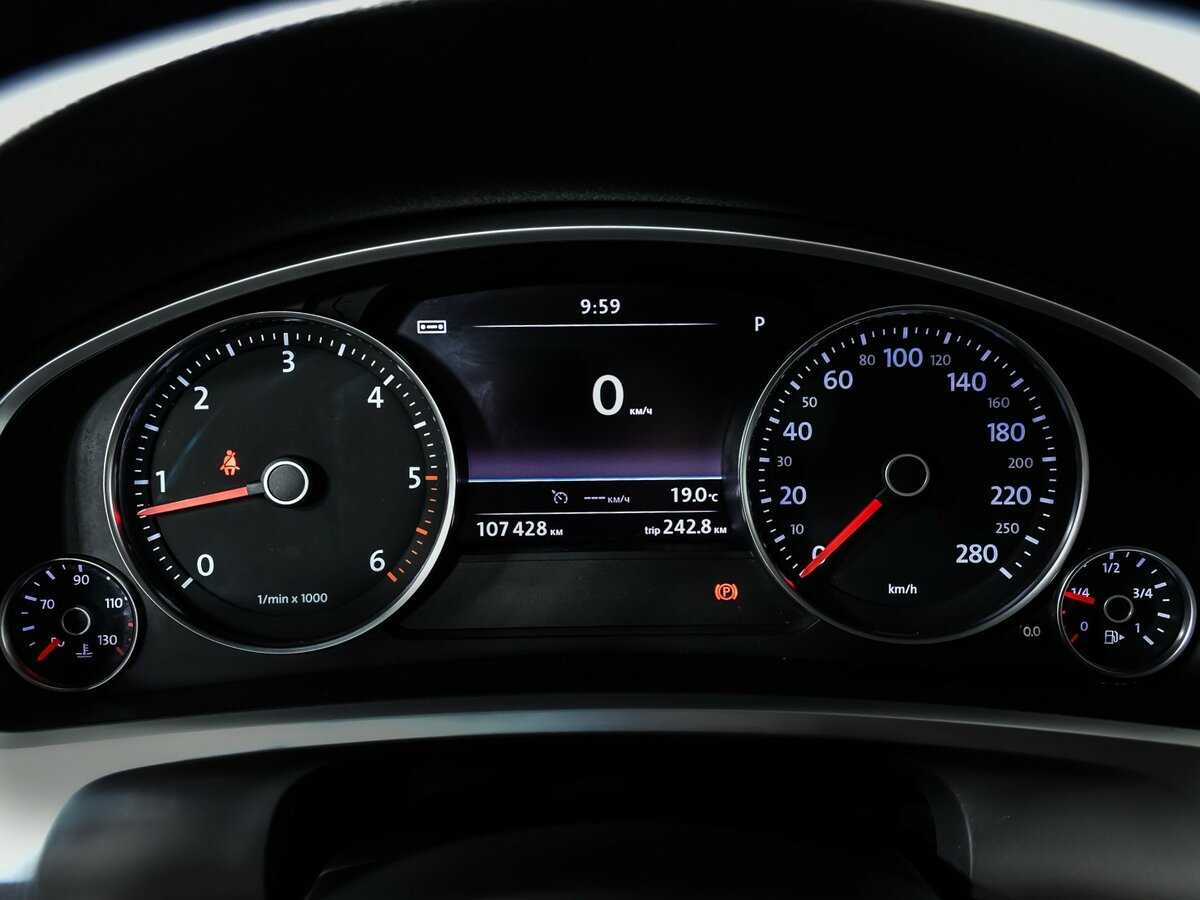 Купить Volkswagen Touareg, 2016, 107 427 км.. Фото: #9