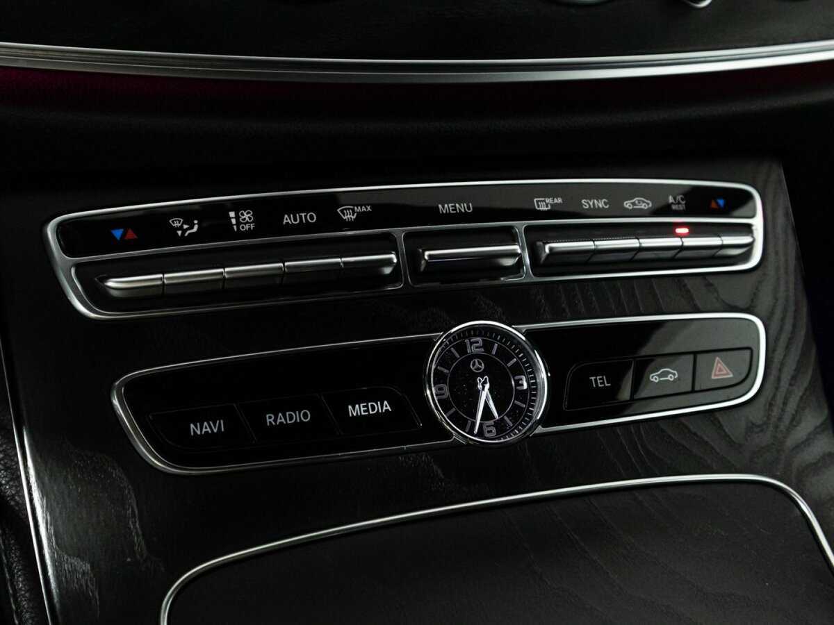 Купить Mercedes-Benz E-Класс, 2019, 315 393 км.. Фото: #16