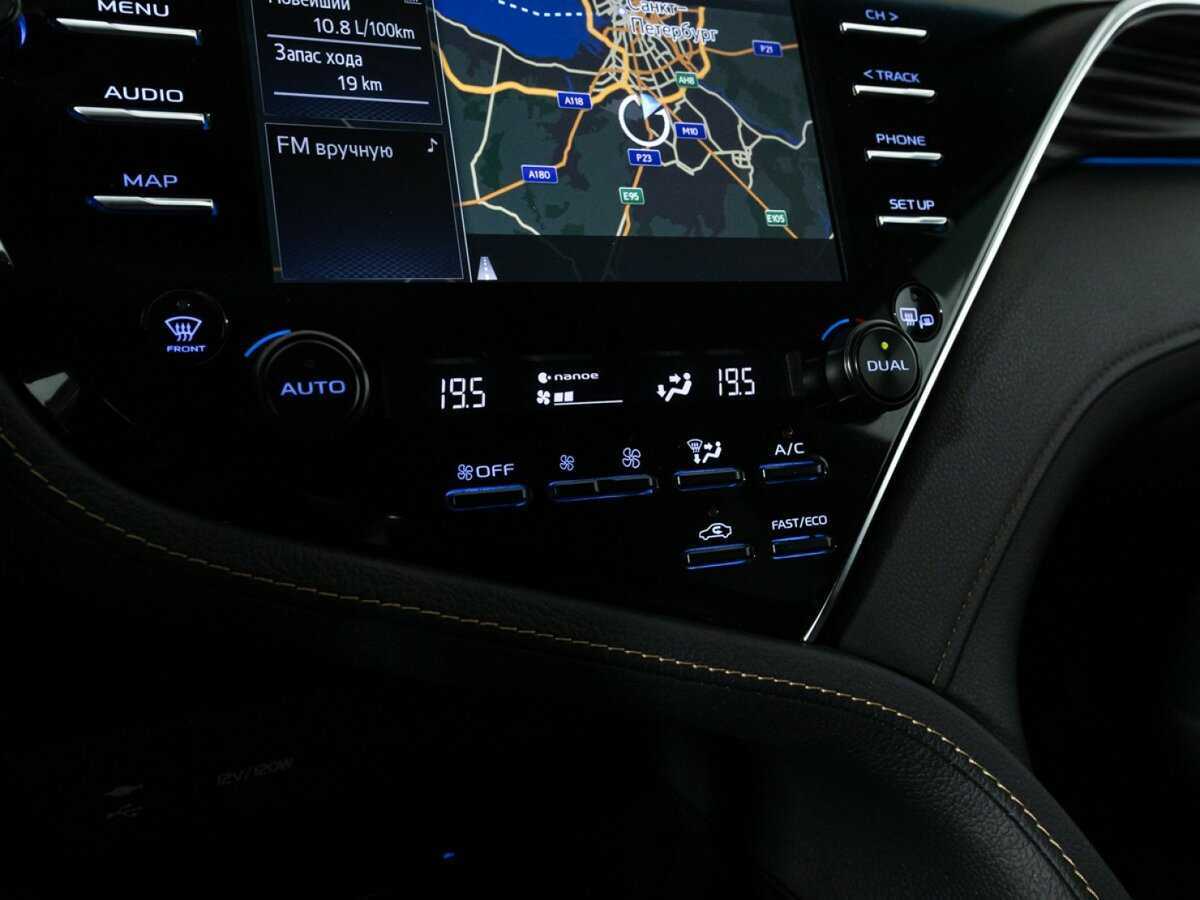 Купить Тойота Камри, 2018, 165 361 км.. Фото: #17