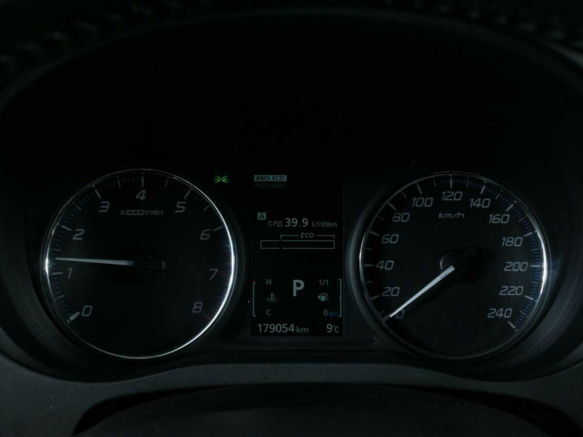 Купить Митсубиши Оутлэндер, 2013, 179 100 км.. Фото: #11