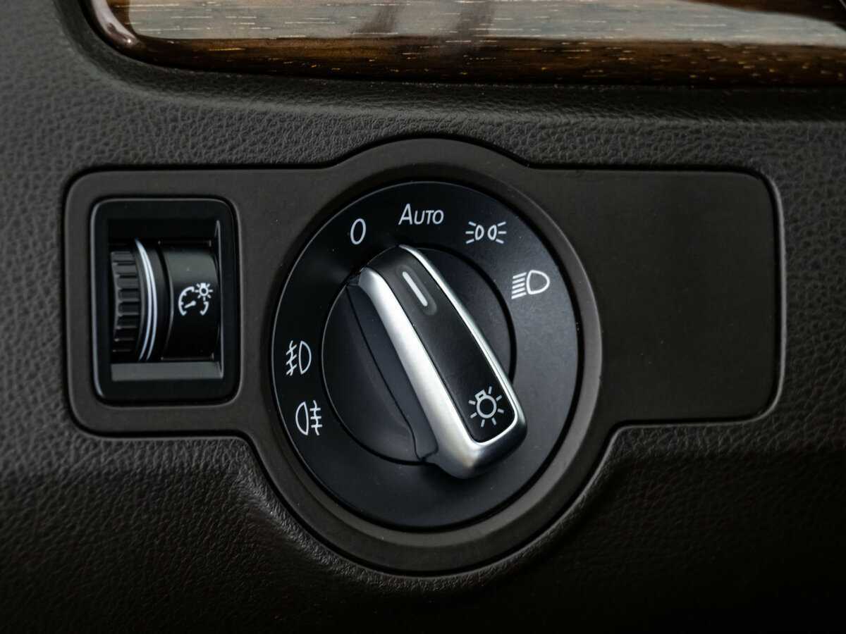 Купить Volkswagen Passat, 2012, 245 842 км.. Фото: #16