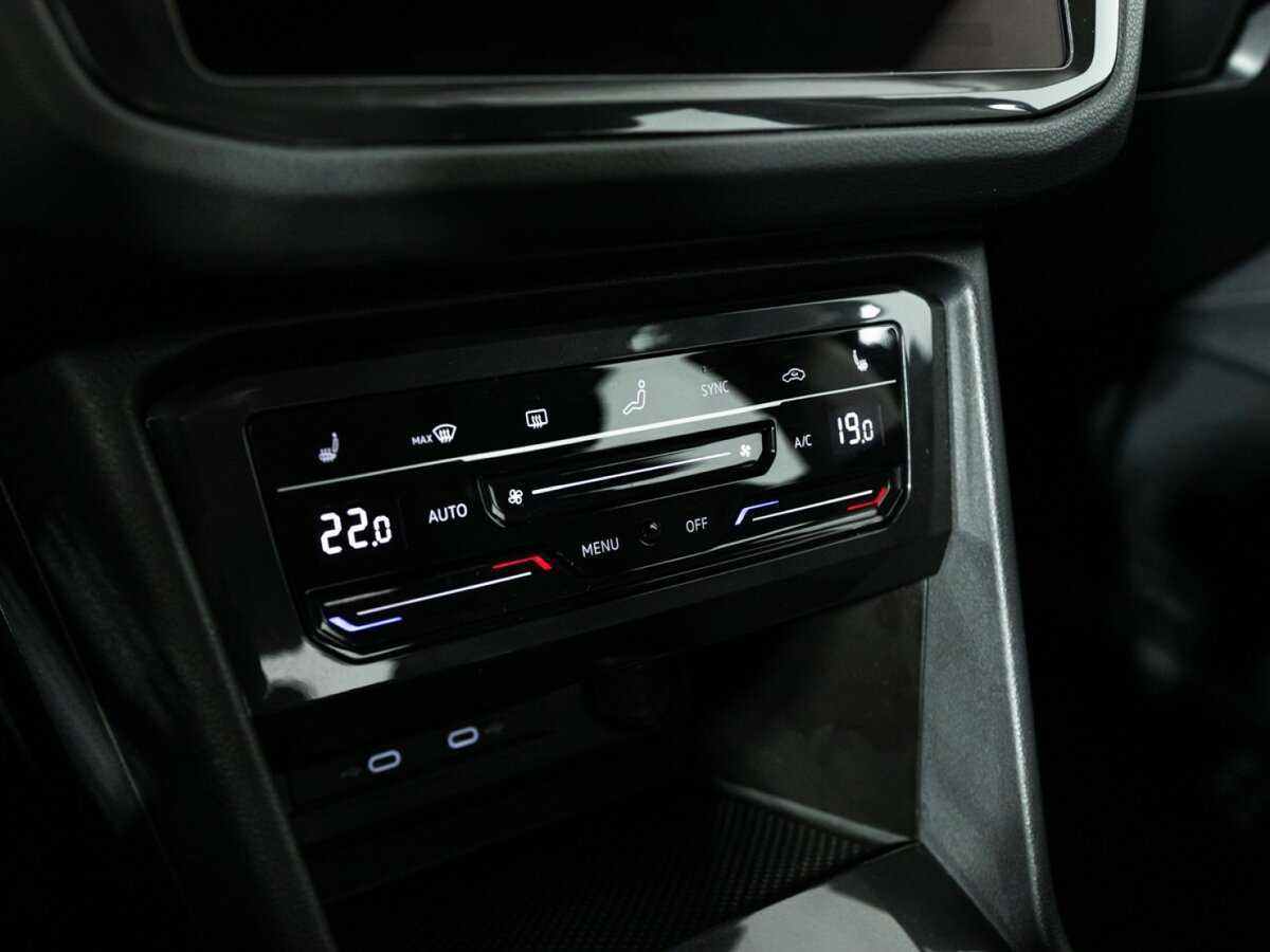 Купить Volkswagen Tiguan, 2020, 66 995 км.. Фото: #17