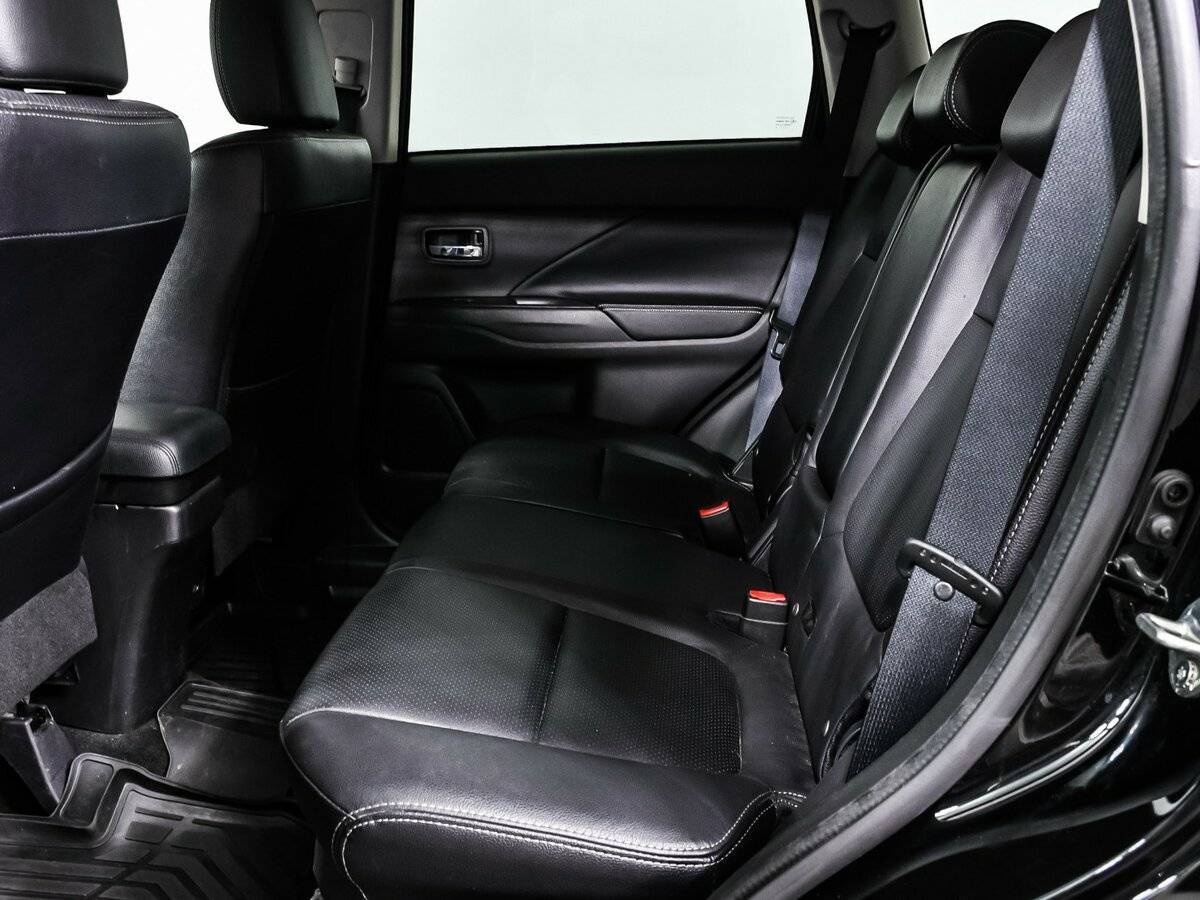 Купить Митсубиши Оутлэндер, 2018, 38 812 км.. Фото: #11