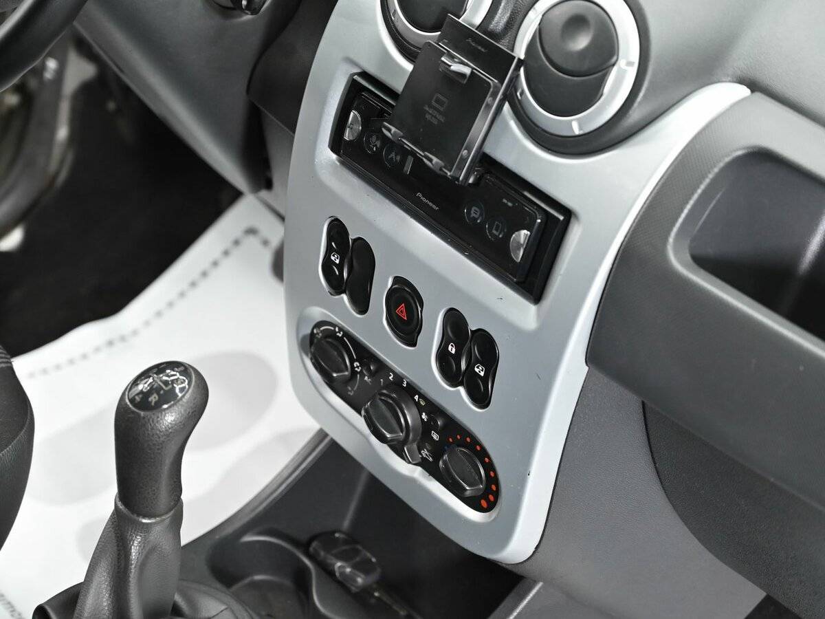 Купить Renault Logan, 2013, 187 000 км.. Фото: #9