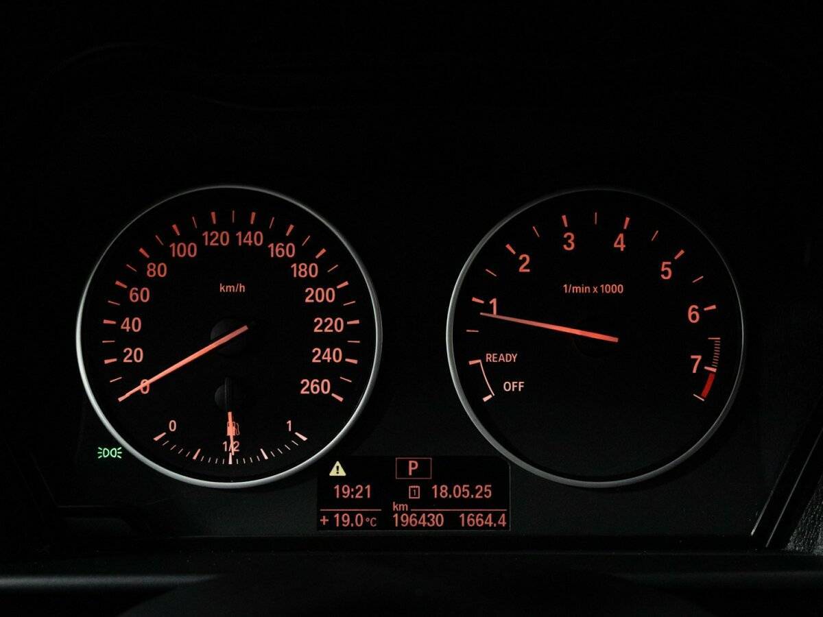 Купить БМВ 1 серии, 2013, 196 427 км.. Фото: #11