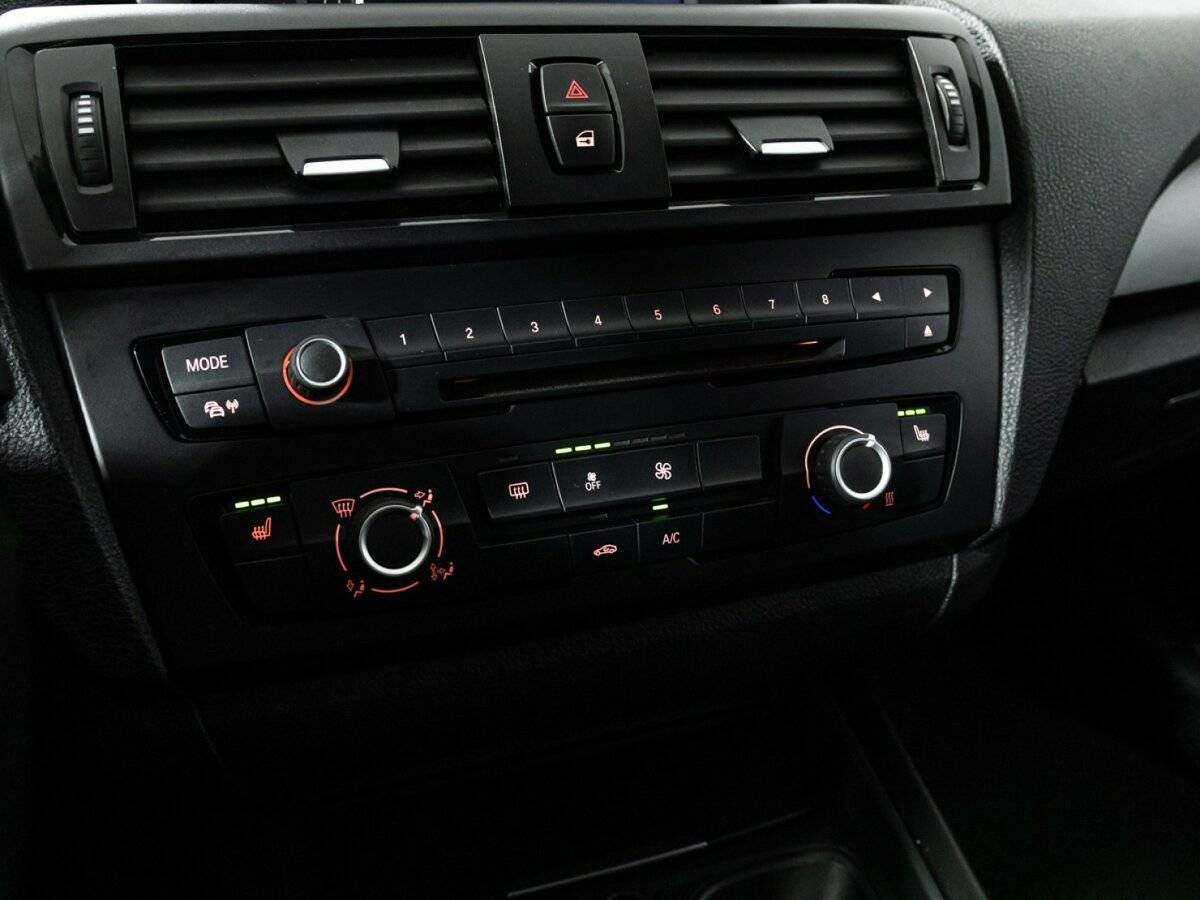 Купить БМВ 1 серии, 2013, 196 427 км.. Фото: #15