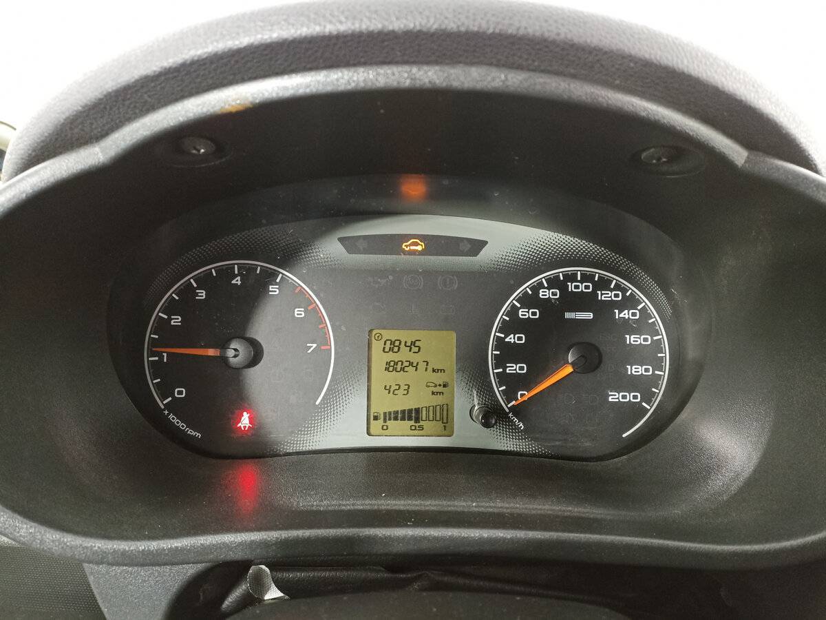 Купить Lada (ВАЗ) Granta, 2017, 180 149 км.. Фото: #10