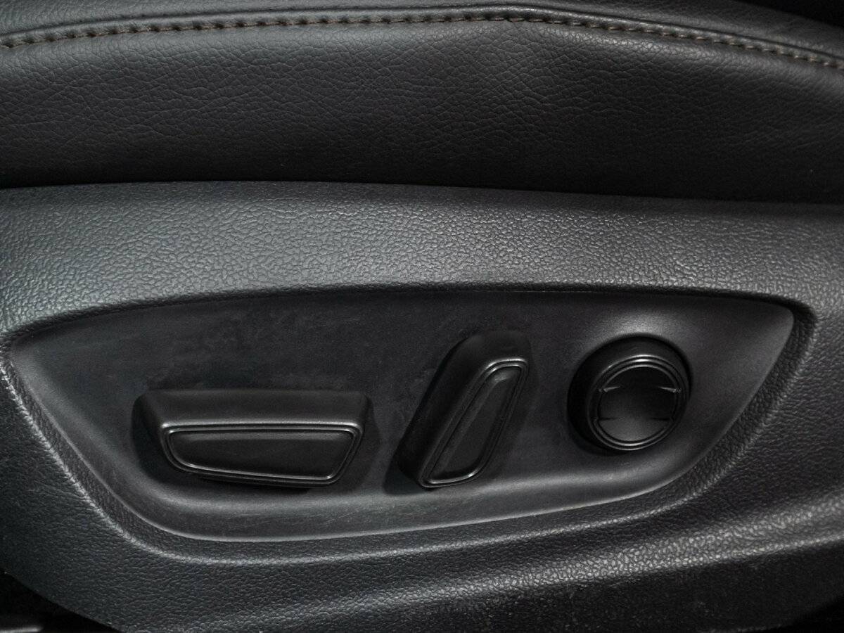 Купить Toyota Camry, 2020, 152 645 км.. Фото: #15