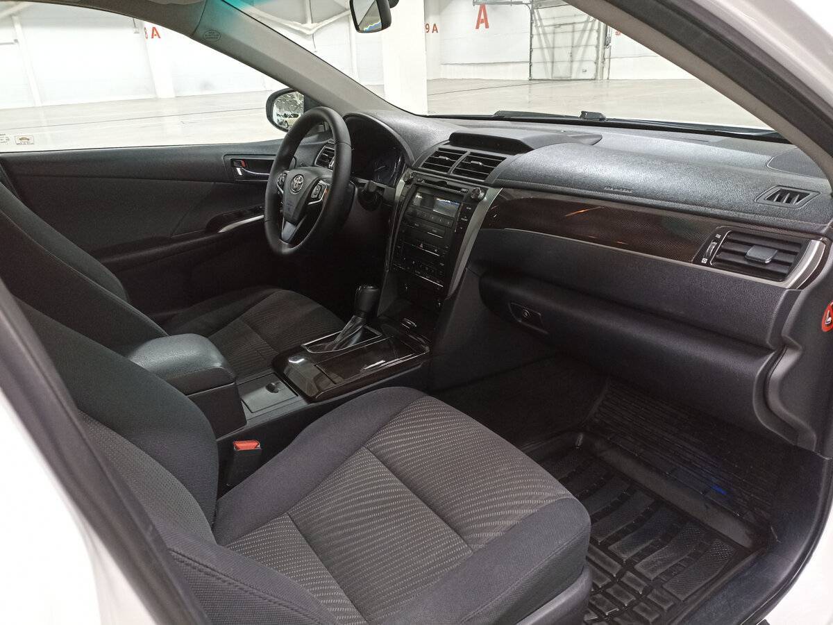 Купить Toyota Camry, 2016, 350 593 км.. Фото: #10
