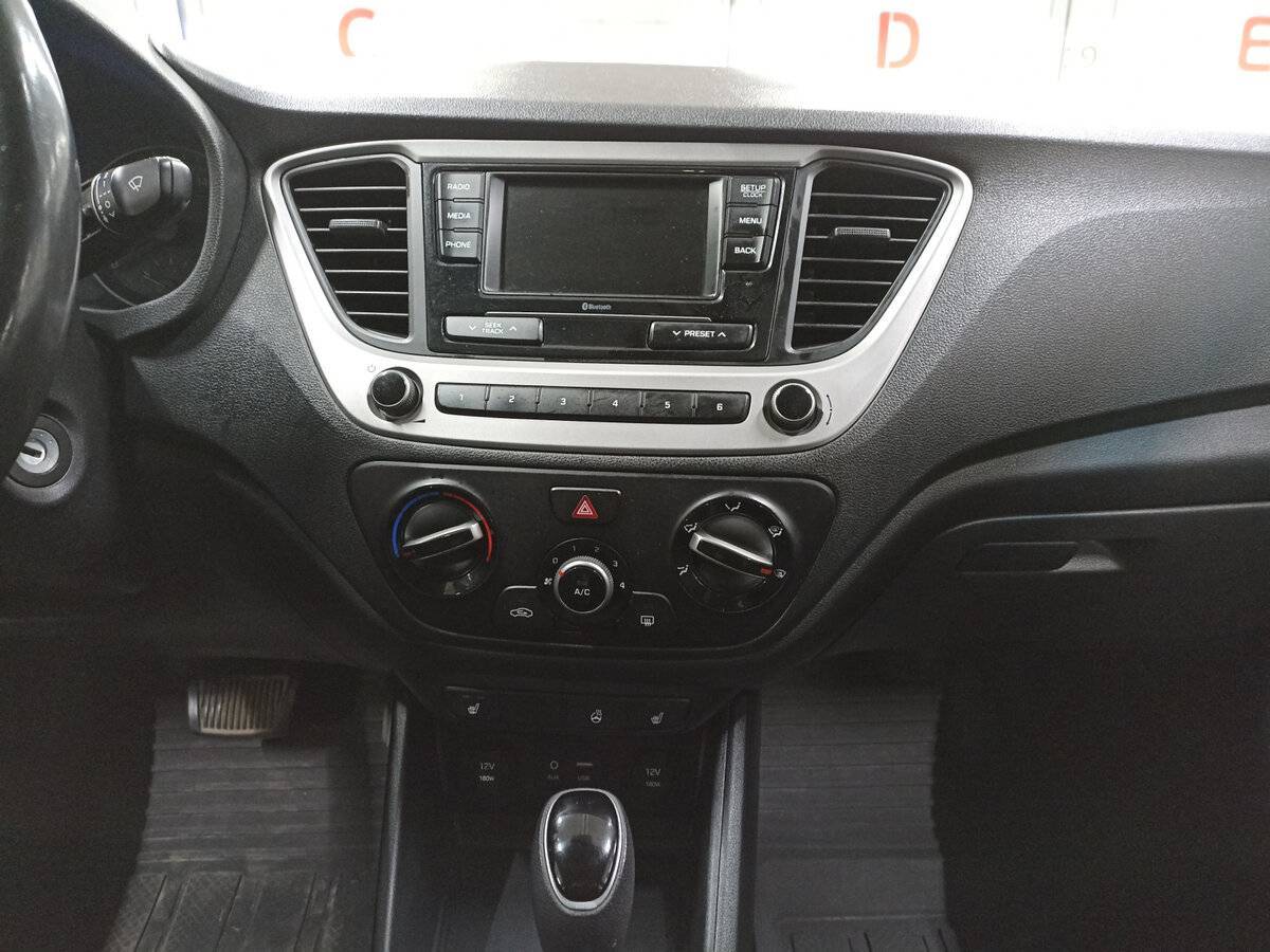 Купить Hyundai Solaris, 2018, 142 157 км.. Фото: #14