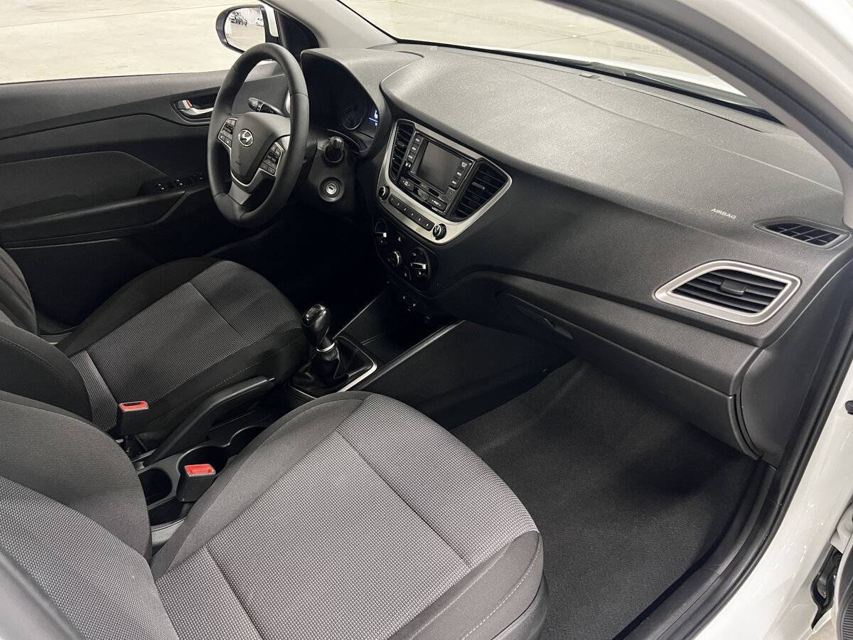 Купить Hyundai Solaris, 2019, 72 695 км.. Фото: #10