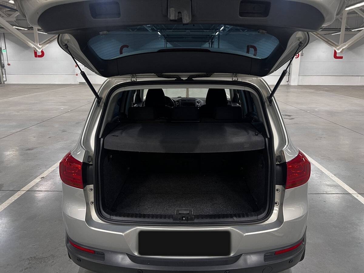 Купить Volkswagen Tiguan, 2012, 179 371 км.. Фото: #9