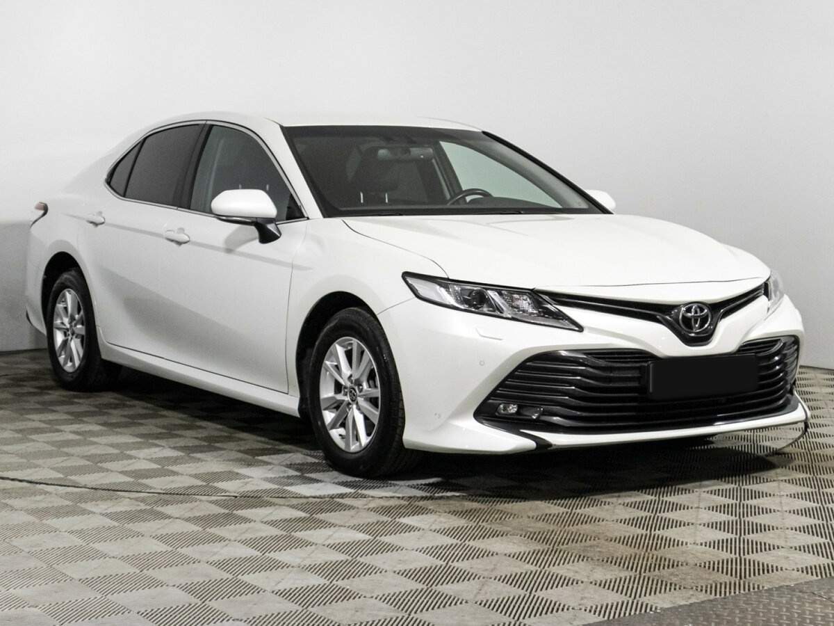 Купить Toyota Camry, 2020, 49 079 км.. Фото: #2