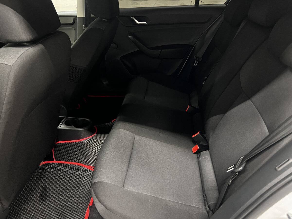 Купить Skoda Rapid, 2016, 140 891 км.. Фото: #11