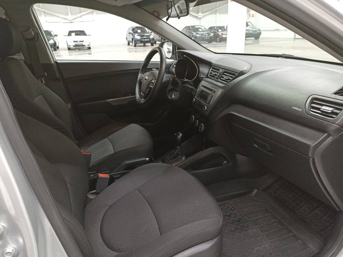 Купить Kia Rio, 2015, 141 890 км.. Фото: #10