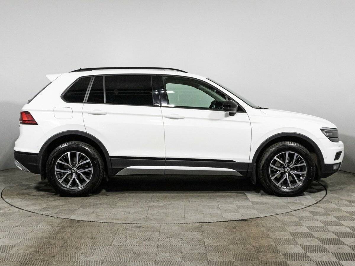 Купить Volkswagen Tiguan, 2019, 112 982 км.. Фото: #3
