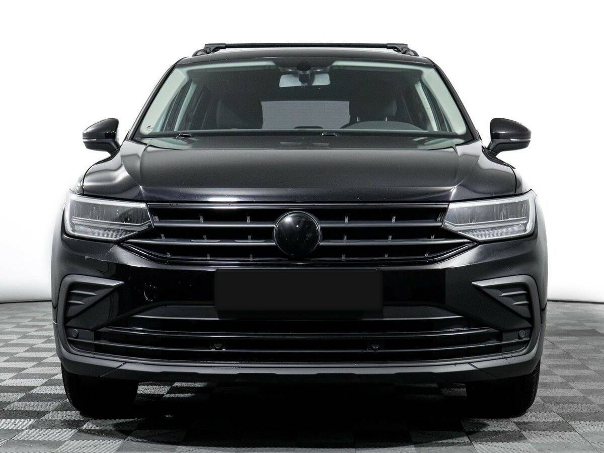 Купить Volkswagen Tiguan, 2021, 68 950 км.. Фото: #1