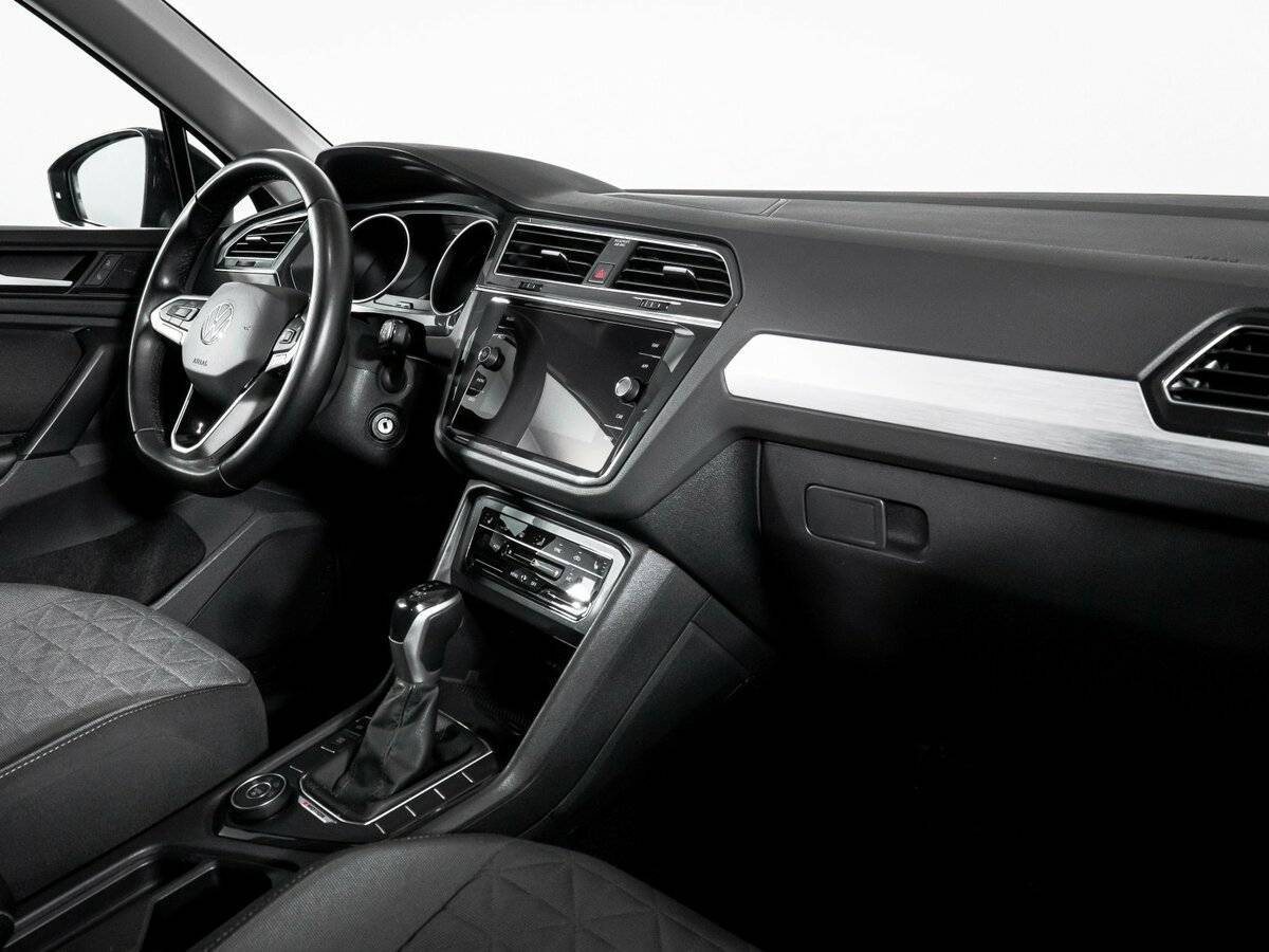 Купить Volkswagen Tiguan, 2021, 68 950 км.. Фото: #8