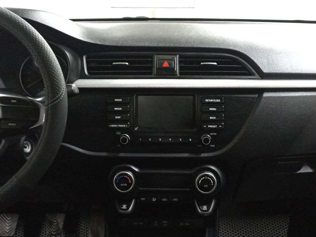 Купить Kia Rio, 2018, 146 477 км.. Фото: #14