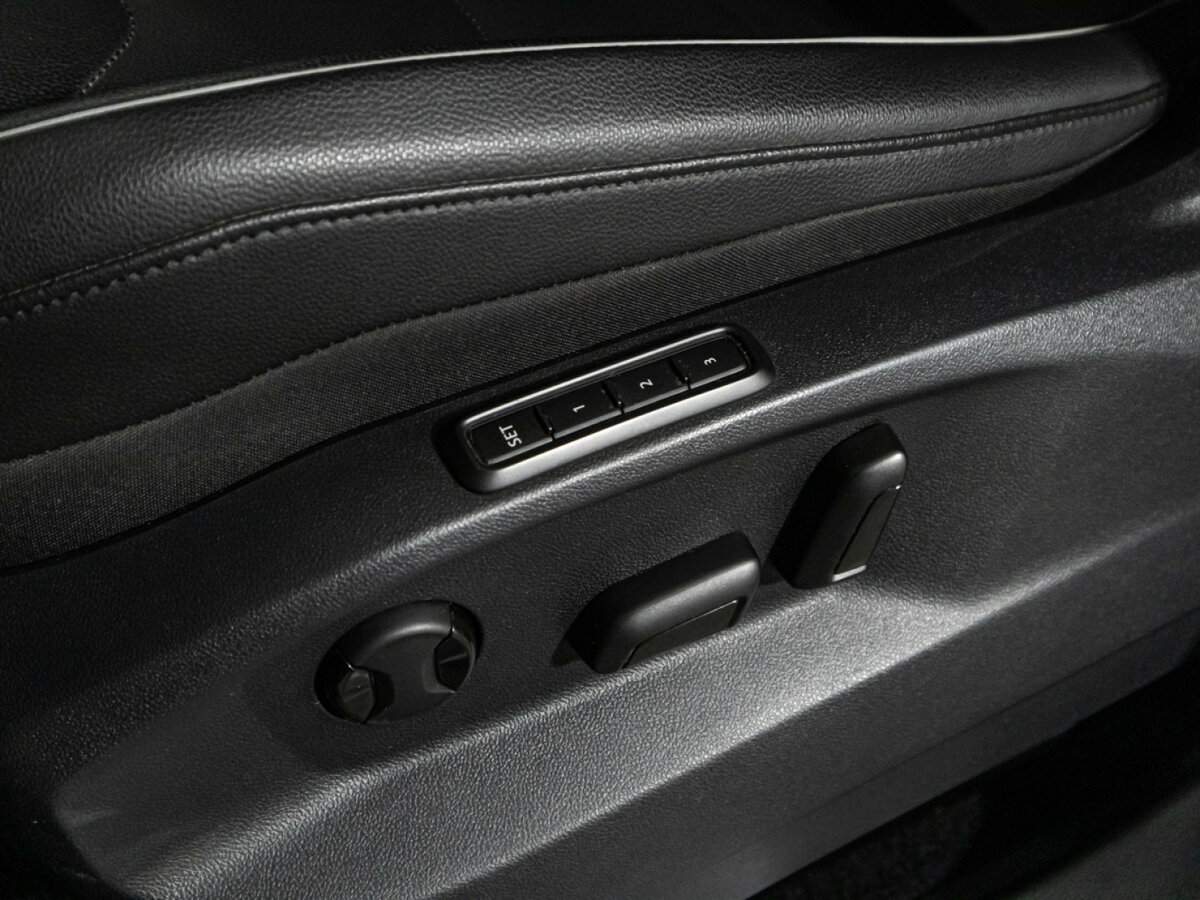 Купить Volkswagen Tiguan, 2020, 80 828 км.. Фото: #17