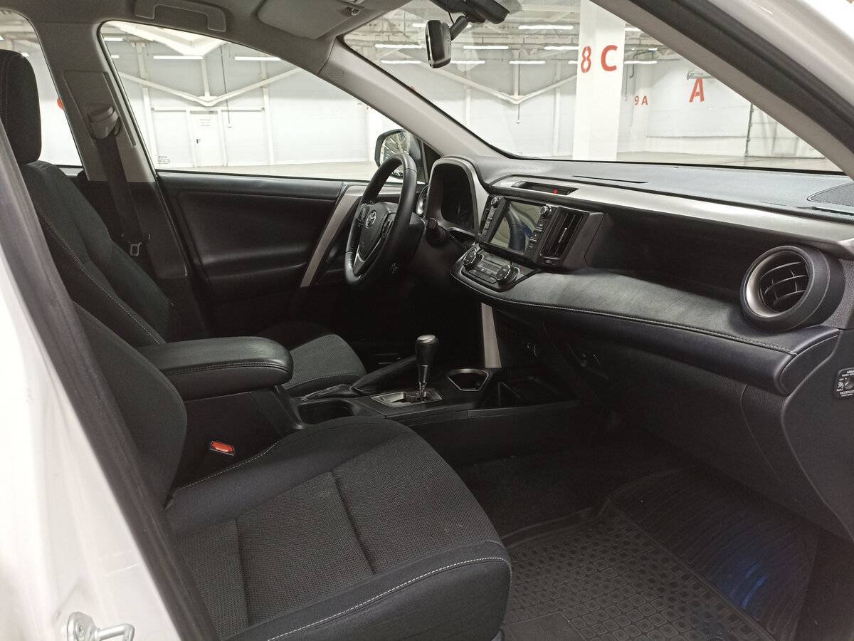 Купить Toyota RAV4, 2017, 209 526 км.. Фото: #10
