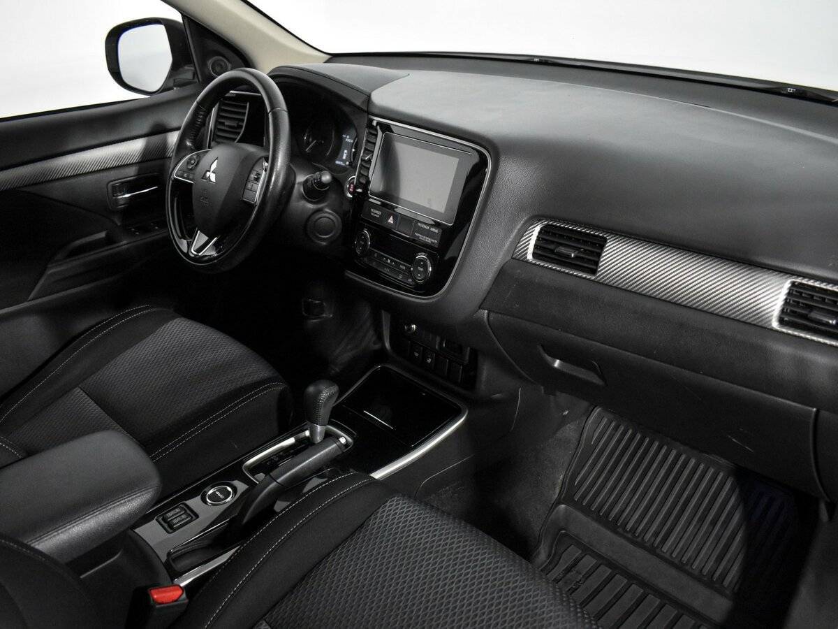 Купить Митсубиши Оутлэндер, 2018, 69 473 км.. Фото: #12