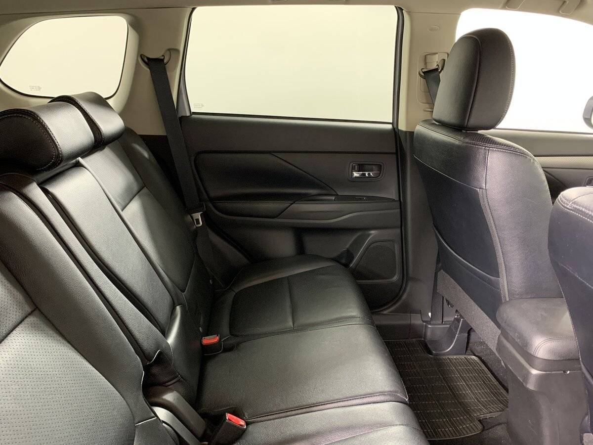 Купить Mitsubishi Outlander, 2013, 157 272 км.. Фото: #16