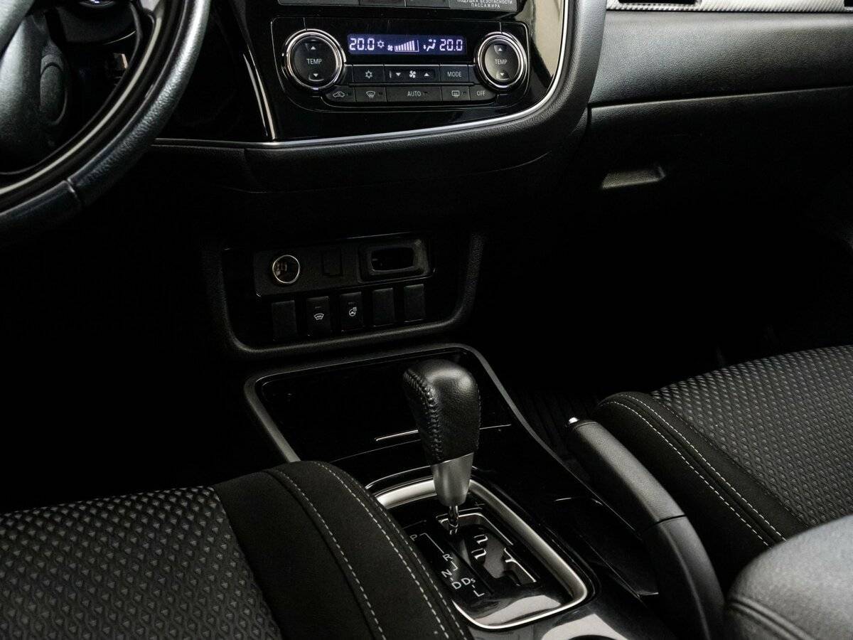 Купить Митсубиши Оутлэндер, 2018, 127 154 км.. Фото: #11