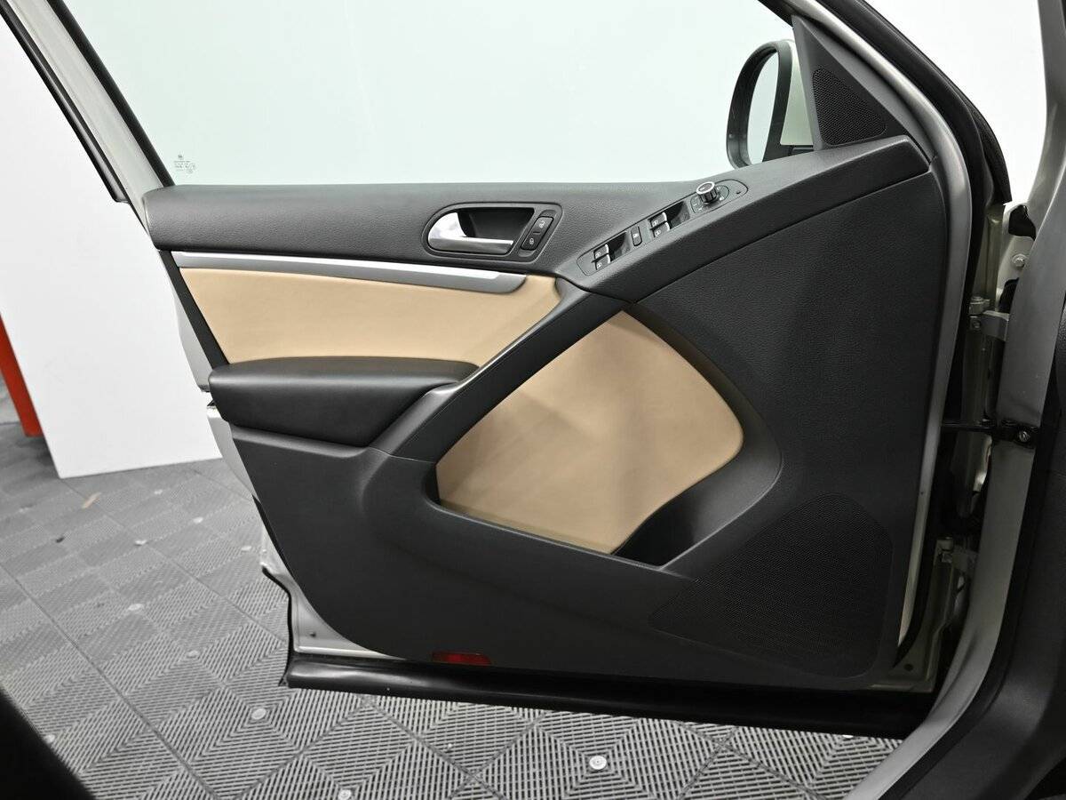 Купить Фольксваген Тигуан, 2012, 169 000 км.. Фото: #6