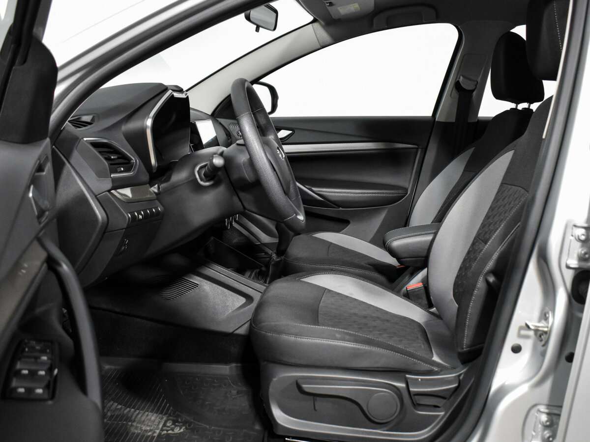 Купить Лада (ВАЗ) Веста, 2023, 38 641 км.. Фото: #9