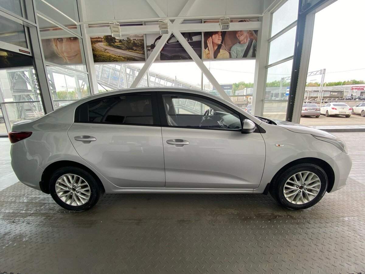 Купить Kia Rio, 2020, 87 940 км.. Фото: #3