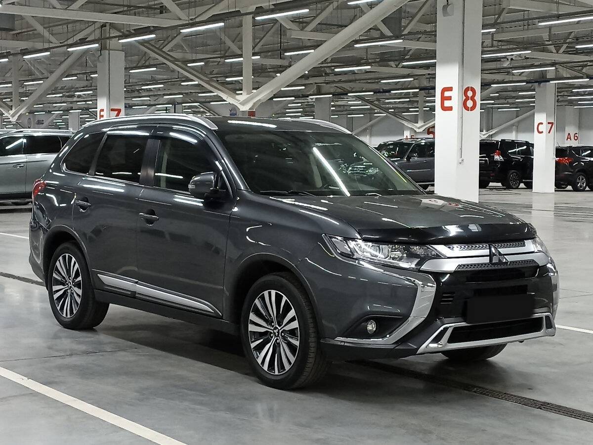 Купить Mitsubishi Outlander, 2020, 114 252 км.. Фото: #2