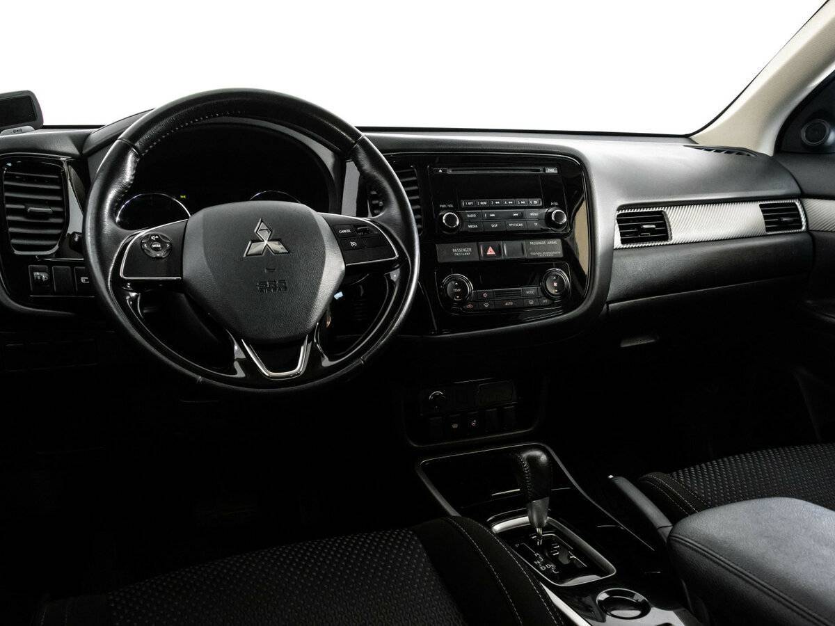 Купить Mitsubishi Outlander, 2018, 235 934 км.. Фото: #10