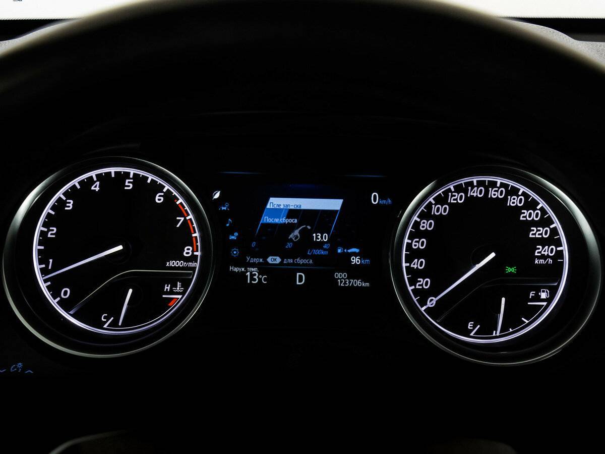 Купить Toyota Camry, 2019, 123 705 км.. Фото: #19