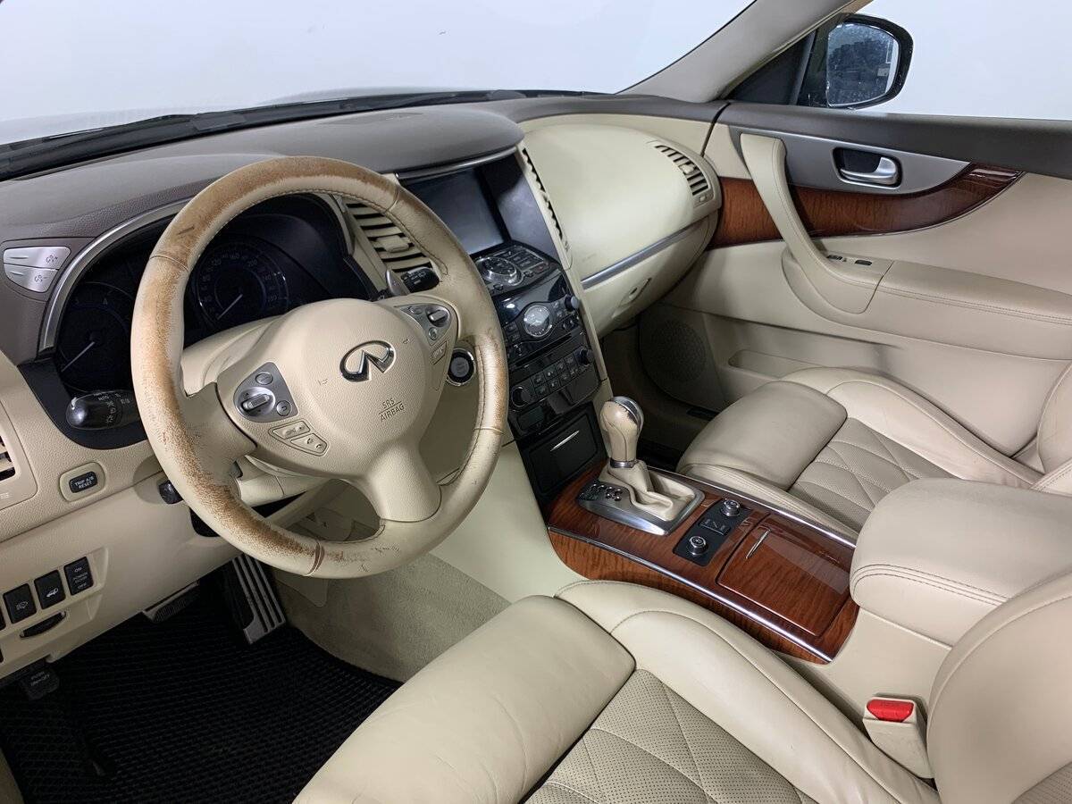 Купить Infiniti FX, 2012, 200 327 км.. Фото: #10