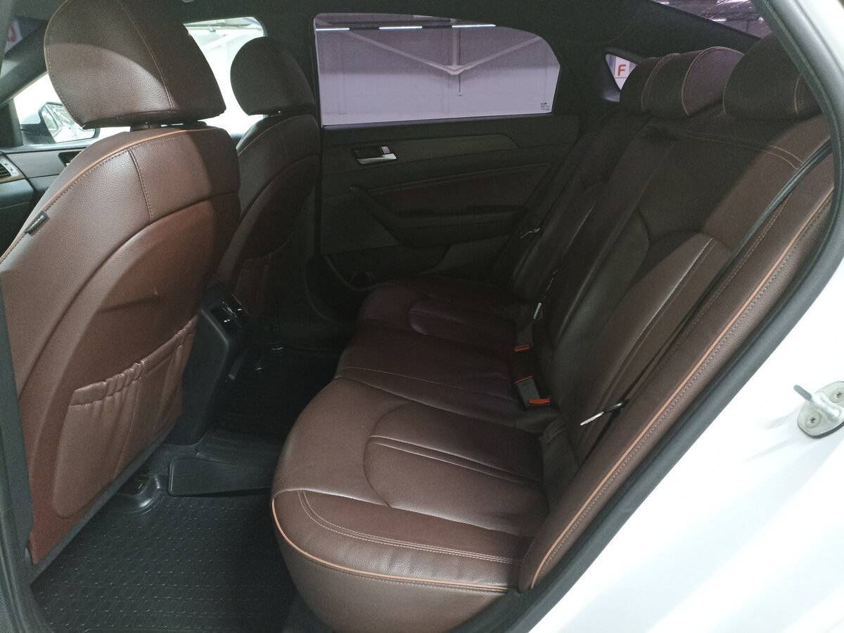 Купить Hyundai Sonata, 2017, 159 878 км.. Фото: #11