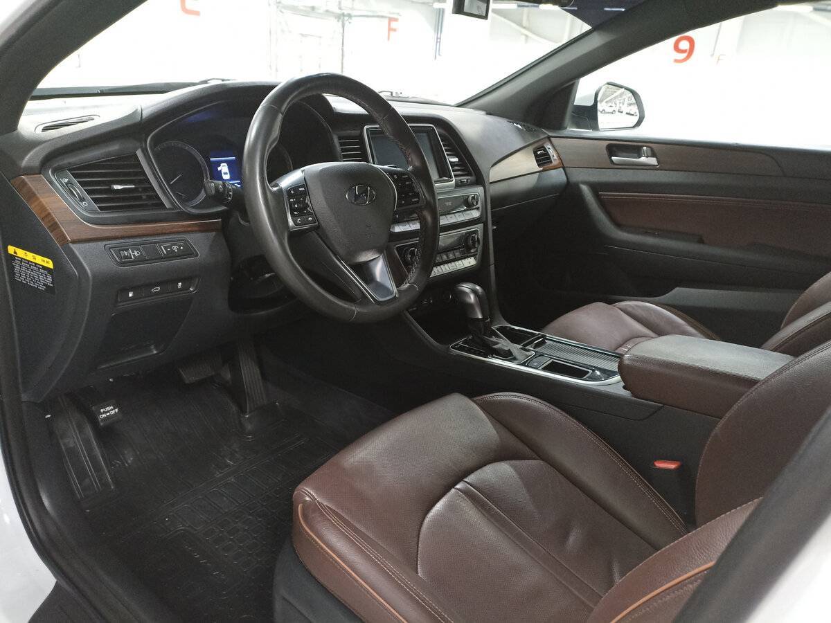 Купить Hyundai Sonata, 2017, 159 878 км.. Фото: #15